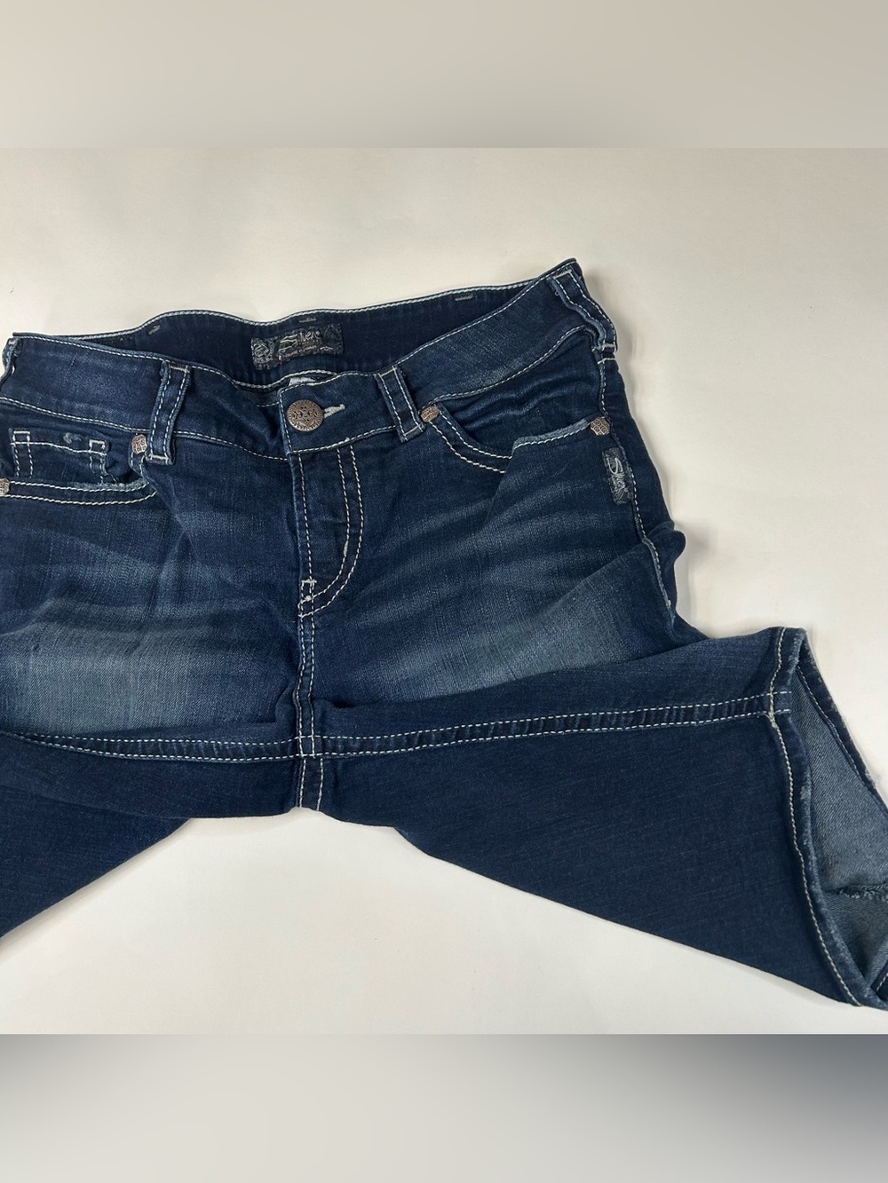 Silver Jeans Women’s Size W30/L11 Suki Mid Bermuda Jean Shorts Dark Wash #4209 - Picture 5 of 9